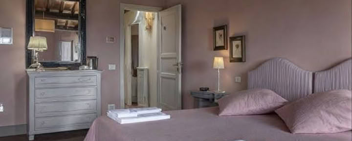 Rosa Room