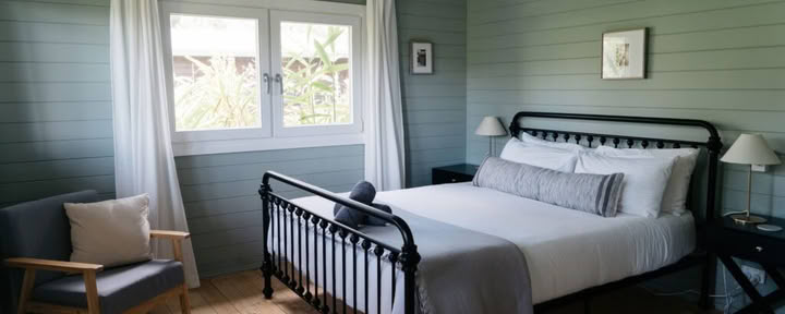 Private Cabin w/ Ensuite