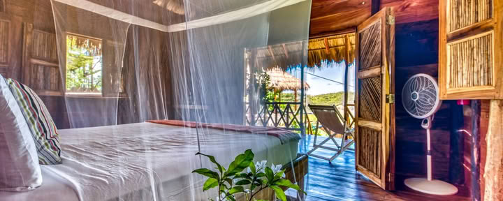 Privat bungalow med havsutsikt
