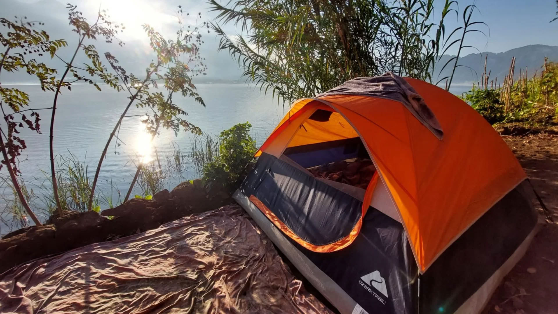 Camping (ta med eget tält)