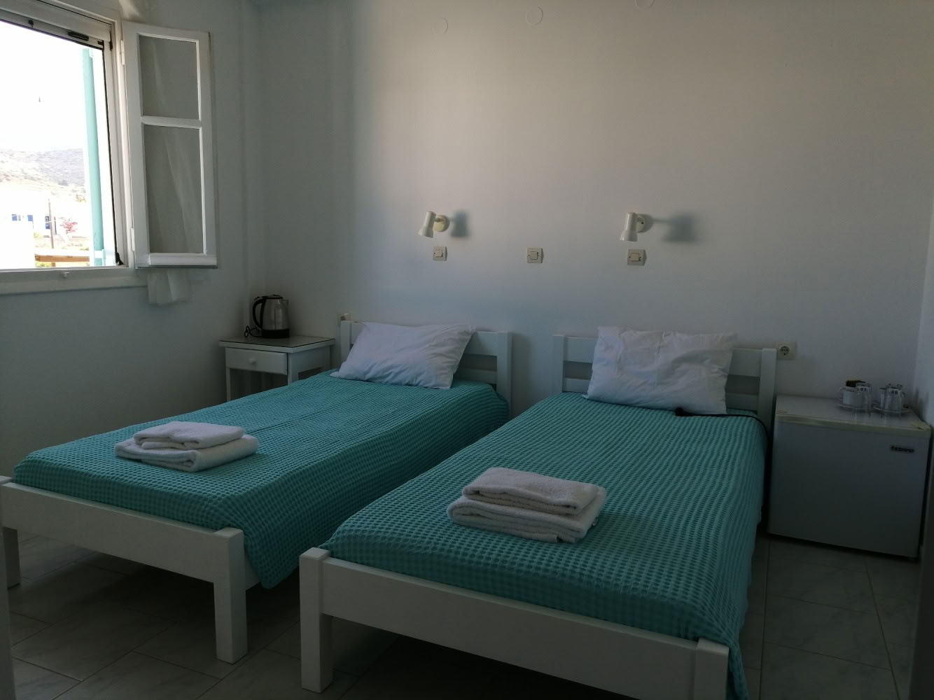 Twin Room with Mountain View