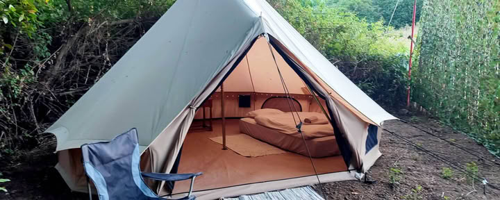Glamping Bell Tent for 2 guests with outside bathroom