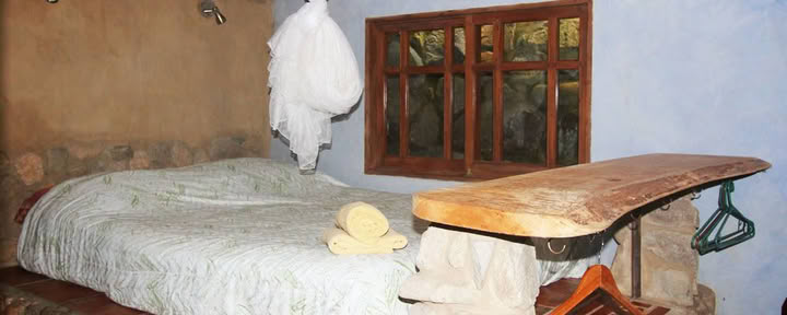 Mot-Mot Room