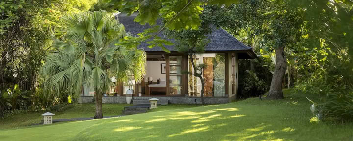 Private Couples Room