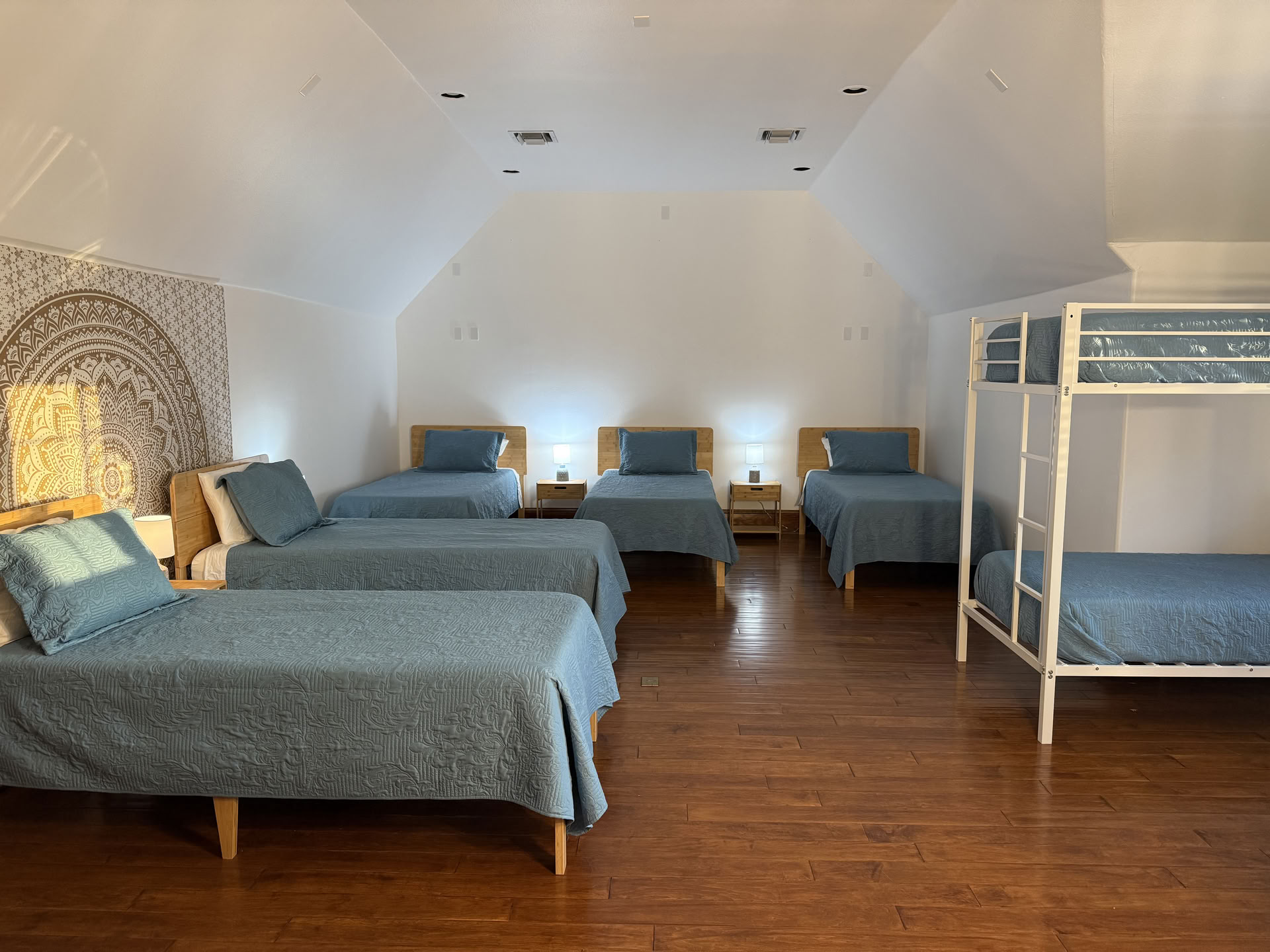Sanctuary Space (Communal)