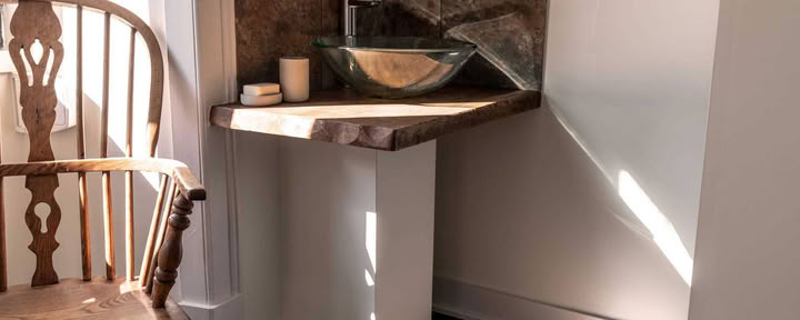 Double room with en-suite shower