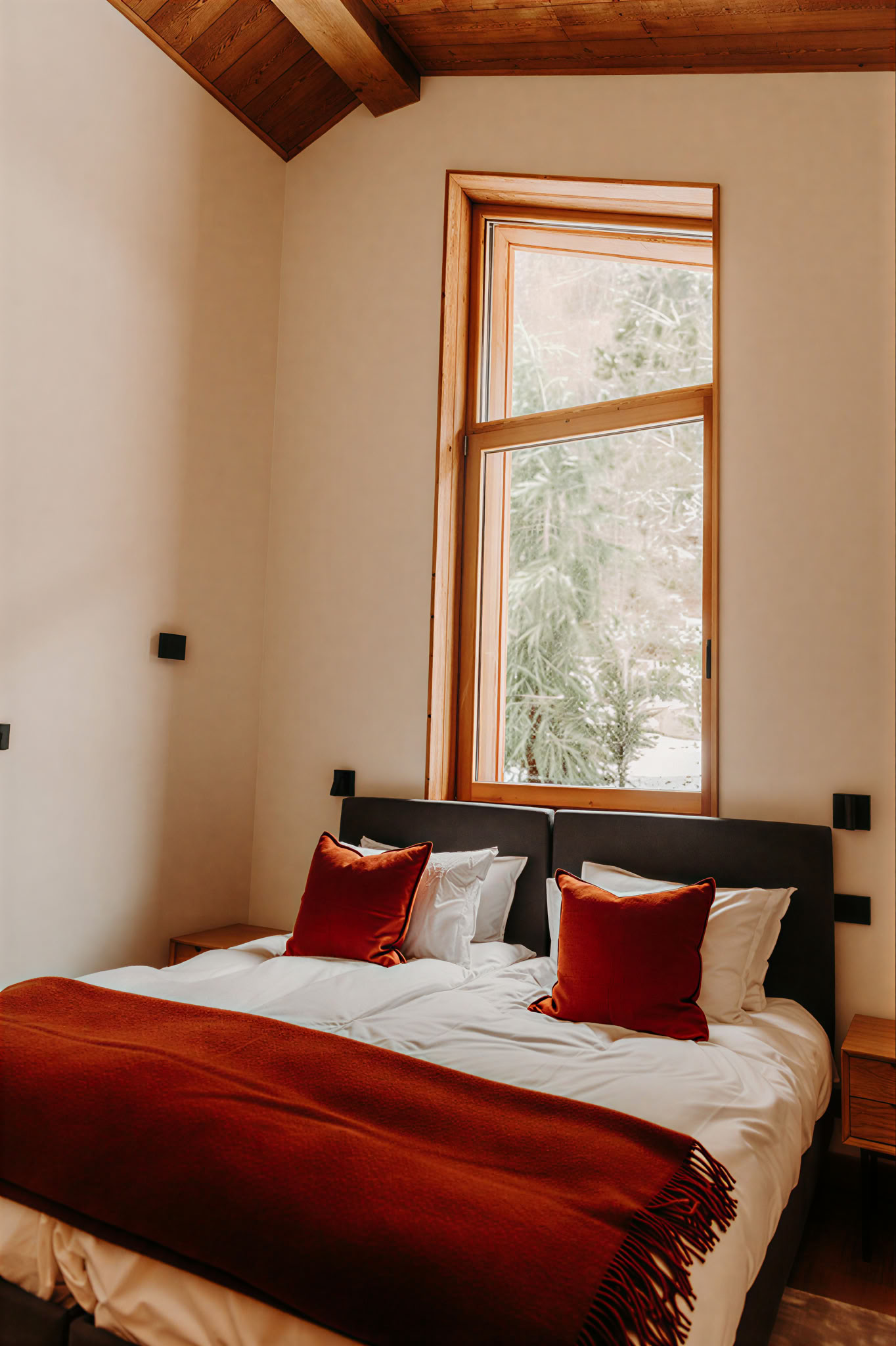 Main Chalet Room 23
