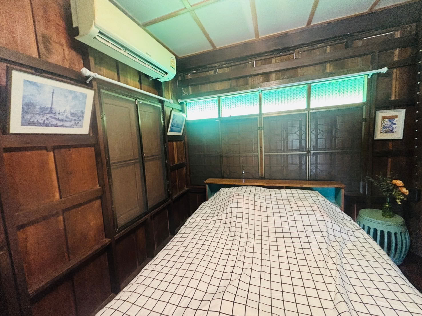 Private Bedroom with Shared Bathroom