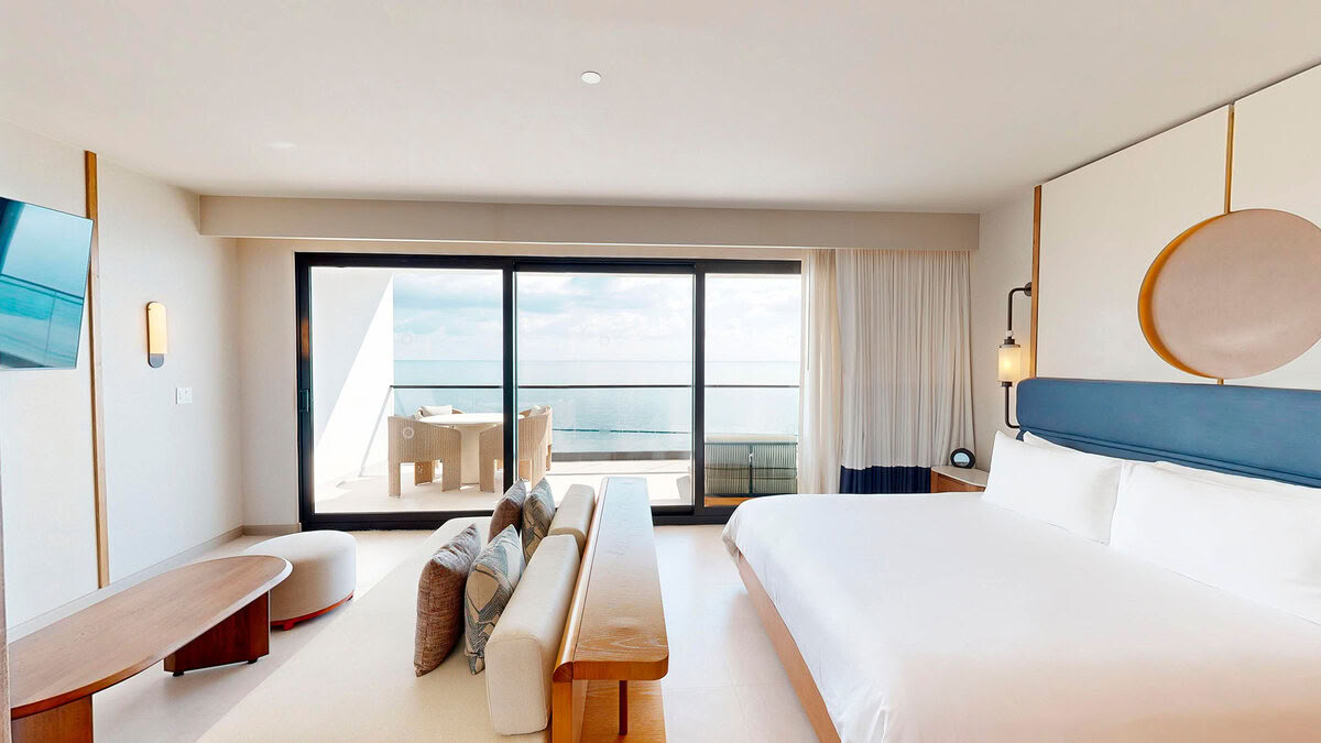 Central Oceanfront Room