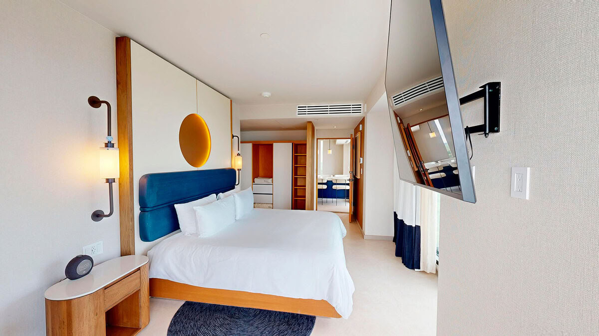 Panoramic Suite King & King