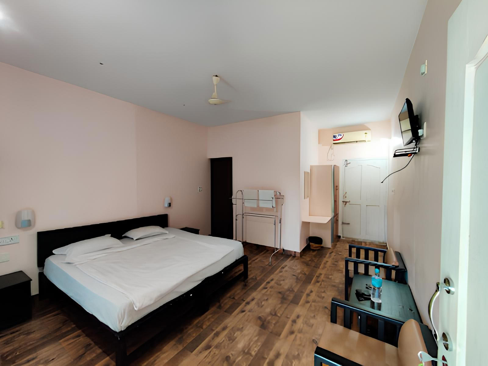 Prakriti Standard Room