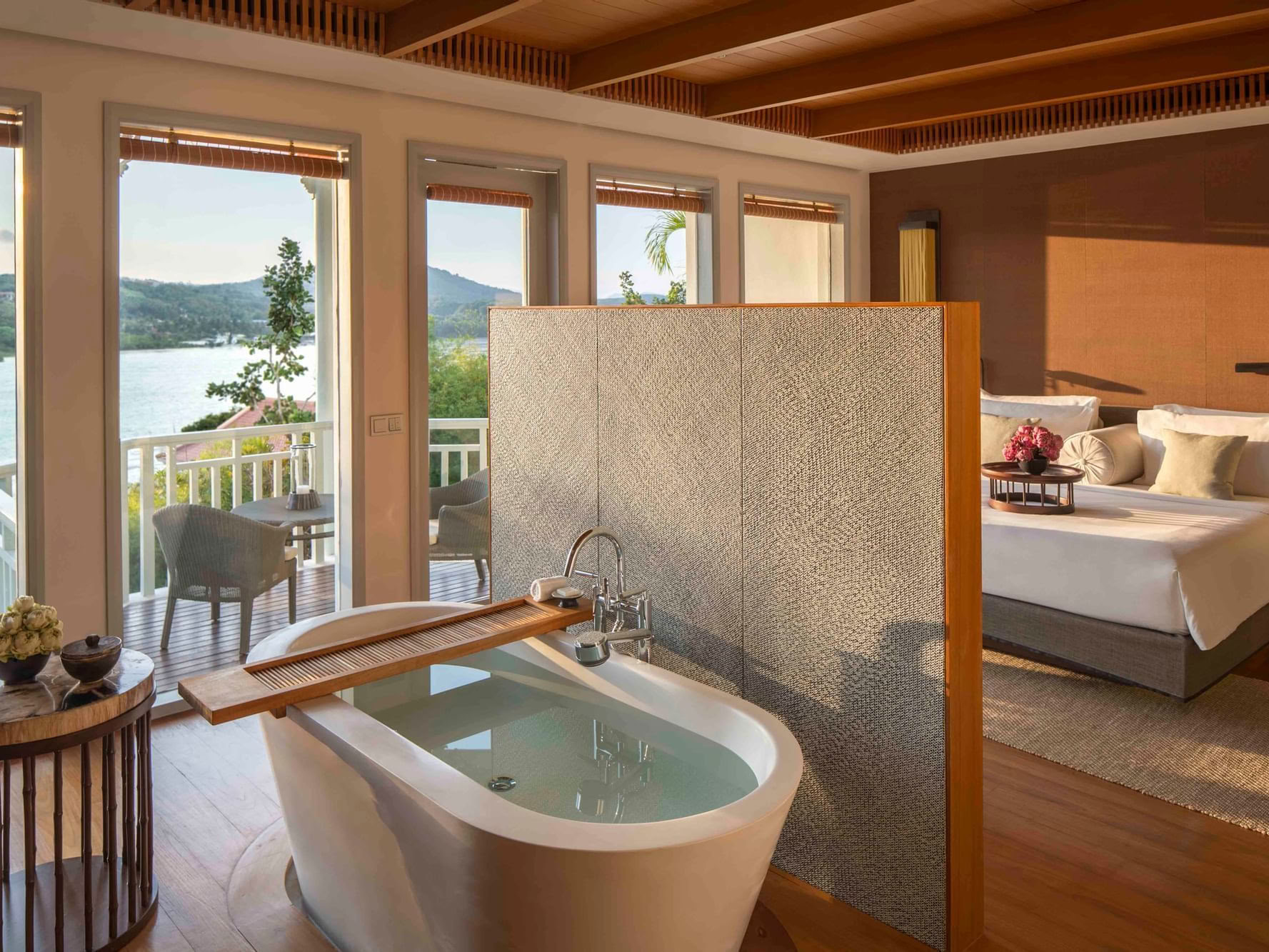Bay View Suite