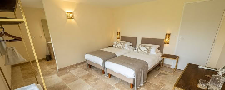 Boutique Room